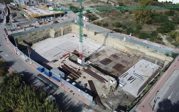 Property slide 80