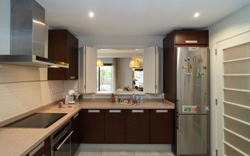 Property slide 16