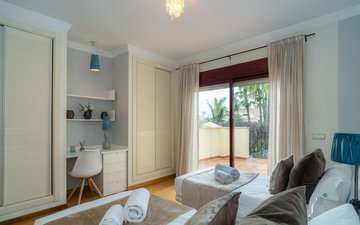 Property slide 21