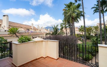 Property slide 43