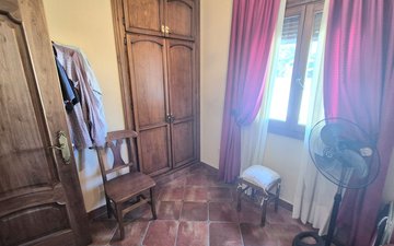 Property slide 17