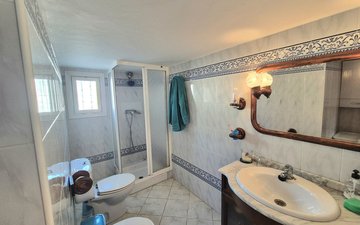 Property slide 34