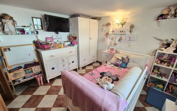 Property slide 37