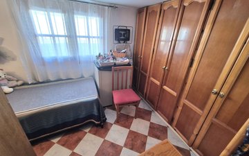 Property slide 39