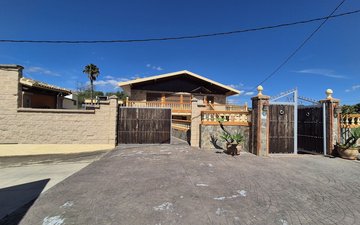 Property slide 74