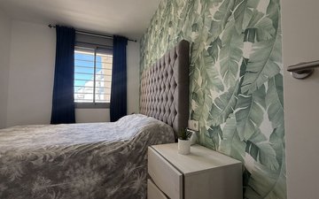 Property slide 25