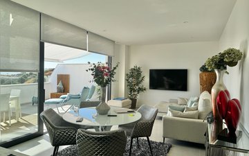 Property slide 21
