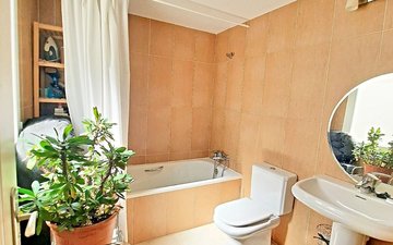 Property slide 10
