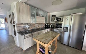 Property slide 27