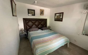 Property slide 30