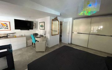 Property slide 38