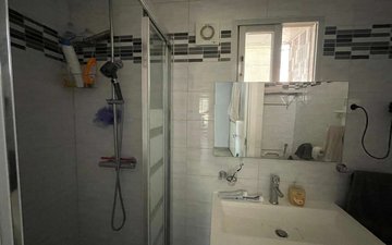Property slide 42