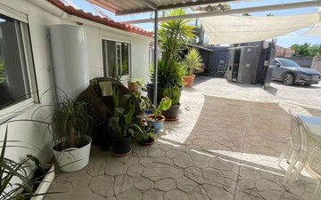 Property slide 47