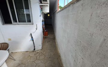 Property slide 60