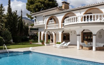 Property slide 22