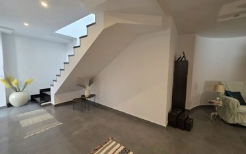 Property slide 25