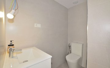 Property slide 21