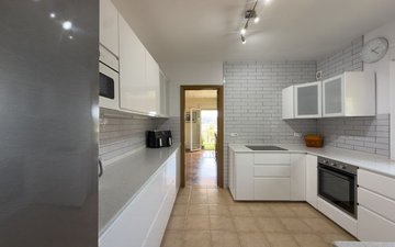 Property slide 22