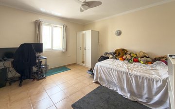 Property slide 44
