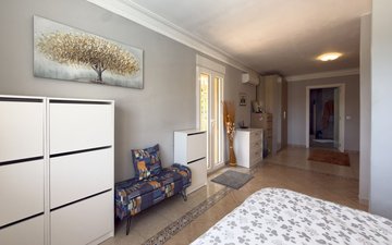 Property slide 50