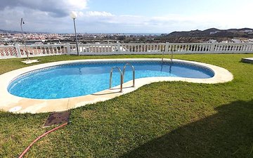 Property slide 25