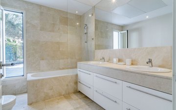 Property slide 19