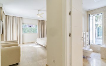 Property slide 20
