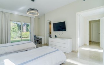 Property slide 26