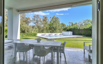 Property slide 39