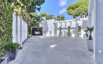Property slide 40