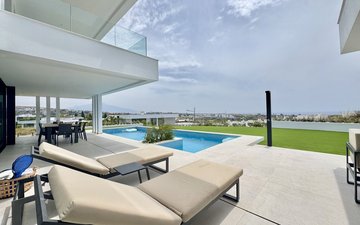 Property slide 21