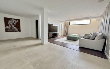 Property slide 38
