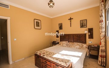 Property slide 14