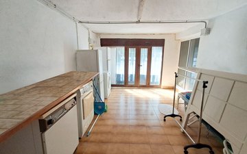 Property slide 44