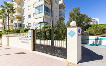 Property slide 25