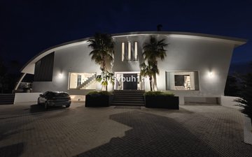 Property slide 50