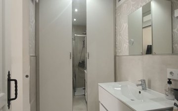 Property slide 14