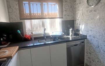 Property slide 16