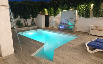 Property slide 17