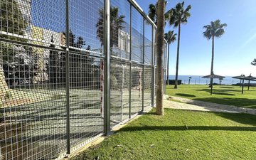 Property slide 52