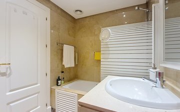 Property slide 21