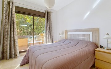 Property slide 26