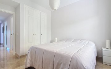 Property slide 32