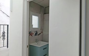 Property slide 18