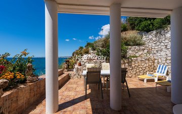 Property slide 18