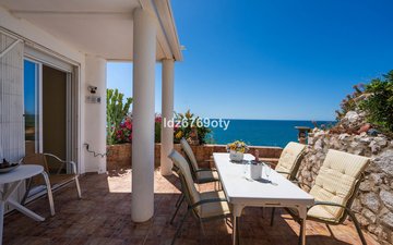 Property slide 19