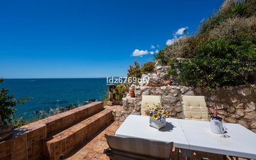 Property slide 39