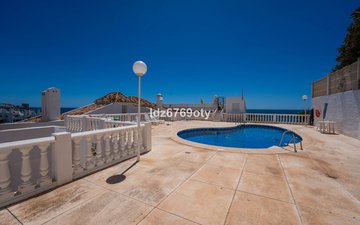 Property slide 40