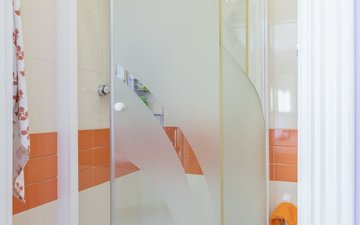Property slide 17