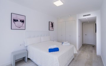 Property slide 21